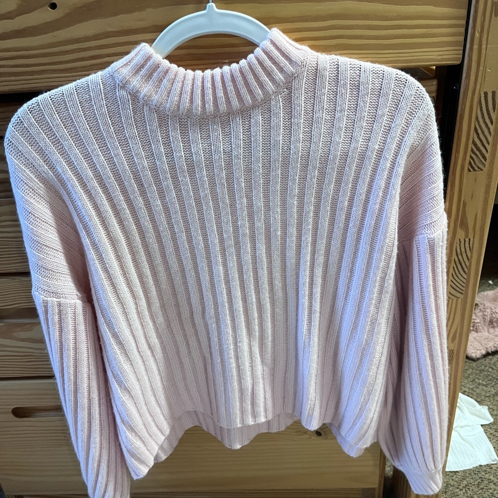 BARELY WORN PRINCESS POLLY SWEATER
